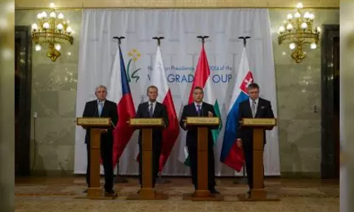 Czech Republic takes over V4 presidency from Slovakia Czech Republic takes over V4 presidency from Slovakia