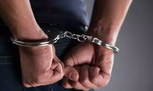 Four involved in roadside robberies on NH arrested, sickles & bikes seized