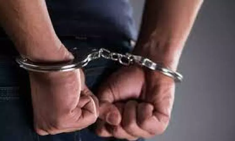 Four involved in roadside robberies on NH arrested, sickles & bikes seized