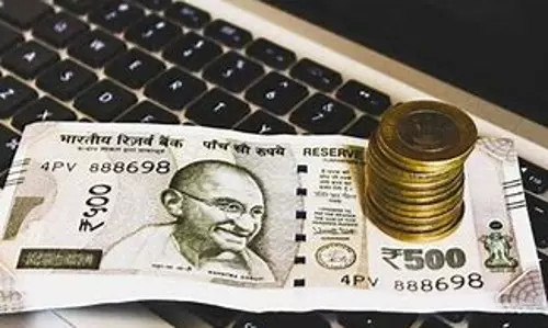 Rupee falls 7 paise to 82.08 against US dollar