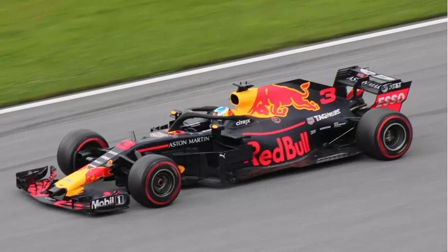 Red Bull ready to equal McLarens 11 wins in a row