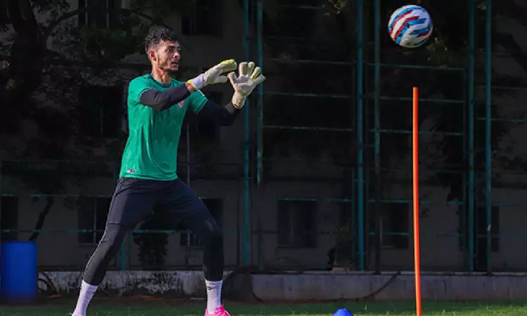 Chennaiyin FC sign promising goalkeeper Prateek, defender Sachu Siby
