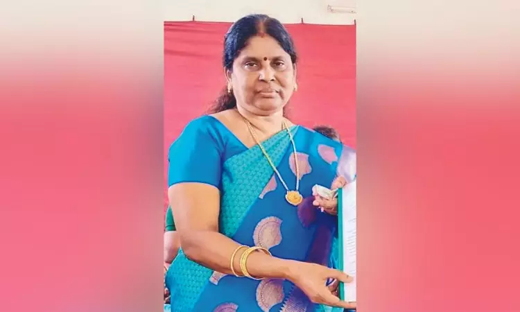 DVAC arrests Tirupur DEO for taking bribe from block officer in Nambiyur