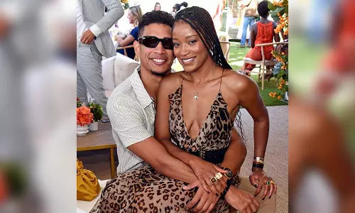 Jackson deletes pics of girlfriend Palmer after he returns to social media