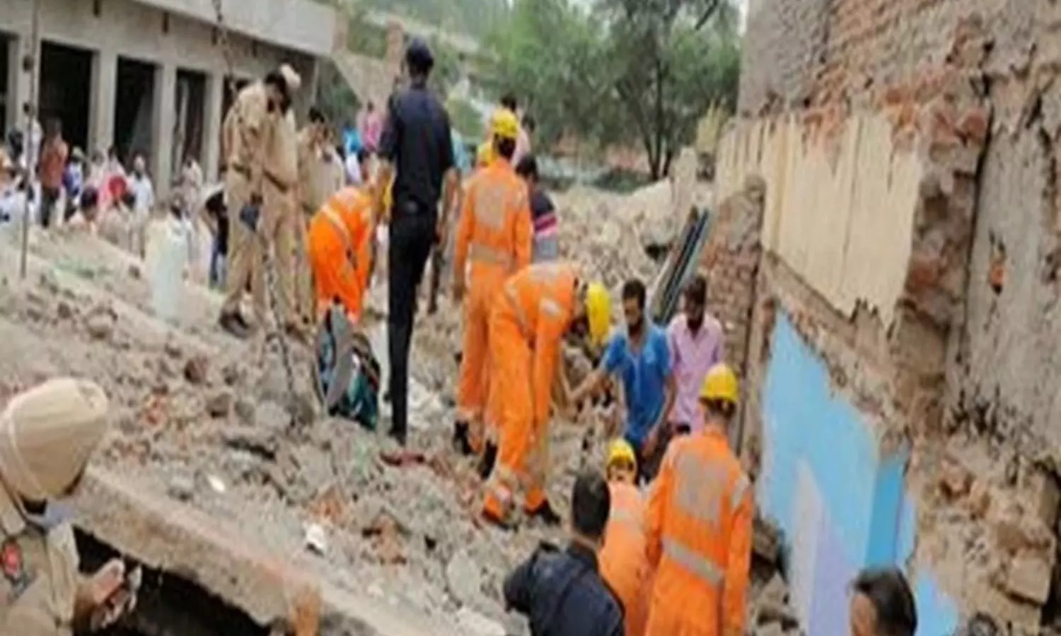 Delhi rains: Govt school wall collapses in Srinivaspur, triggers political slugfest