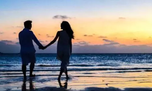 People more likely to get attracted to partners who look like them