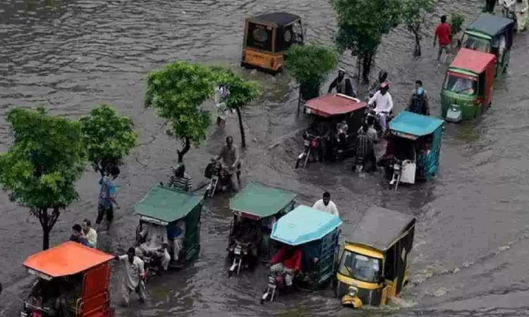 At least 76 died, 133 injured due to heavy rains in Pakistan