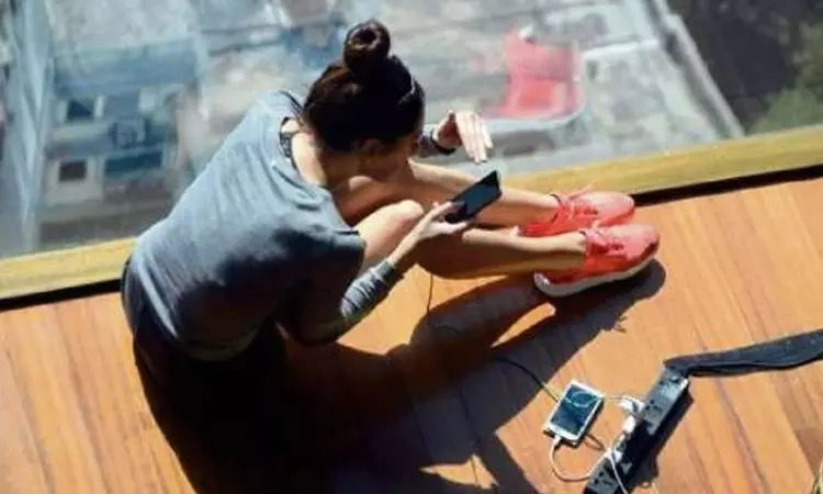 Text neck syndrome becoming a common issue among youngsters