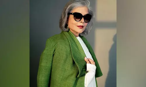 Zeenat Aman motivates fans to flaunt their grey hair