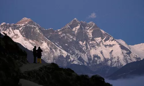 Six people, including five Mexicans, die in helicopter crash in Nepal