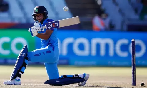 Suzie Bates, Harmanpreet Kaur move up in Womens T20I batting rankings