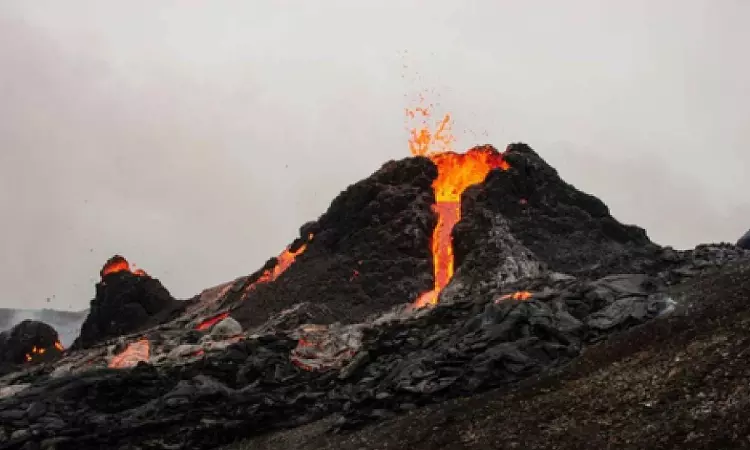 Volcano erupts in Iceland after days of earthquakes