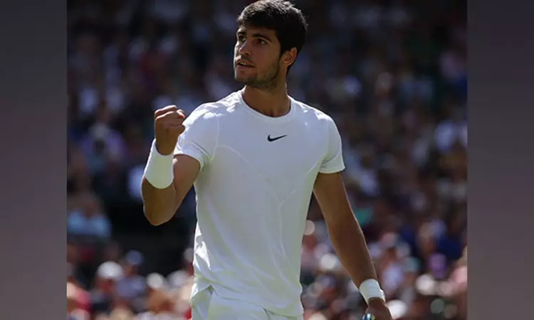 Wimbledon: Alcaraz overcomes Matteo to set up QF clash with Rune