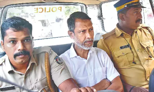 Six convicted in Kochi prof hand chopping case