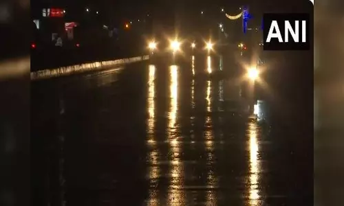 Tamil Nadu: Rain lashes several parts of Chennai