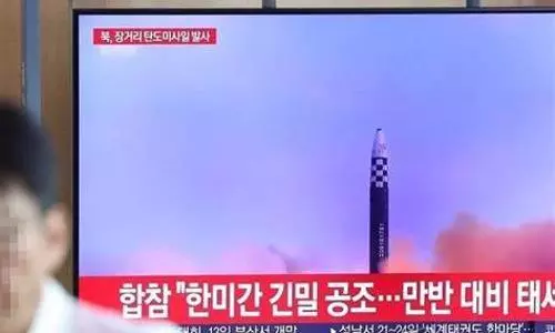 S.Korea slaps more unilateral sanctions on N. Korea after ICBM launch
