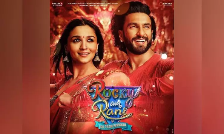 Alia, Ranveer indulge in fun race to recreate What Jhumka hook step Alia, Ranveer indulge in fun race to recreate What Jhumka hook step