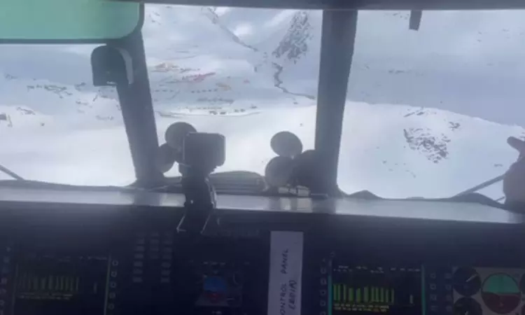 Evacuation over, 70,000 tourists rescued, Himachal CM