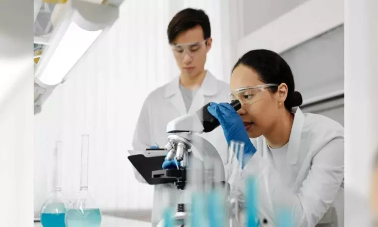 Behavioural patterns of people who achieve weight loss clinically