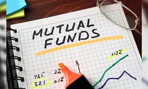 Investors prefer small-cap mutual funds; net inflow Rs 11,000 crore