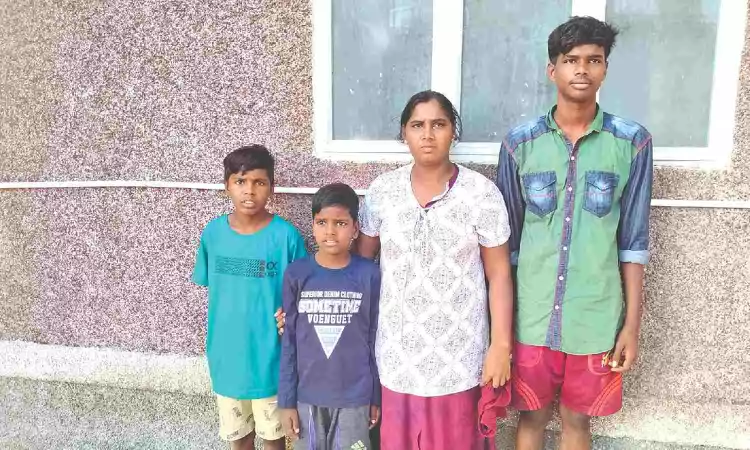 8 SL refugees hit by economic crisis land in Dhanushkodi