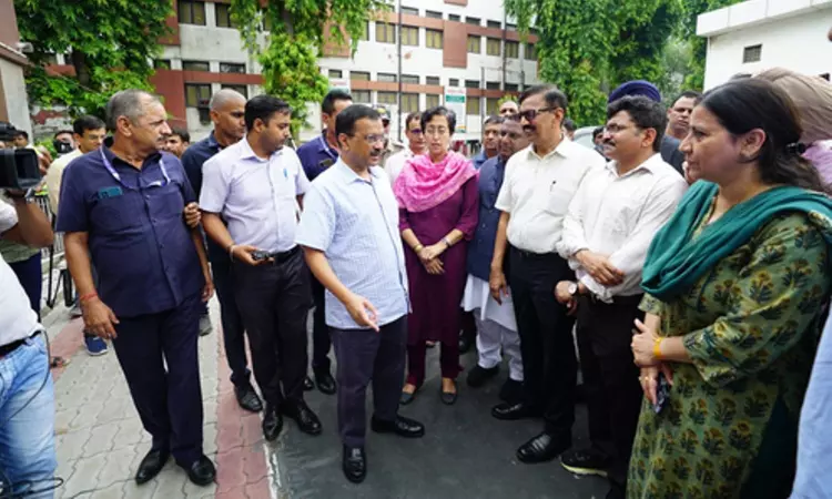 Kejriwal visits Mori Gate relief camp, says affected people will be compensated Kejriwal visits Mori Gate relief camp, says affected people will be compensated