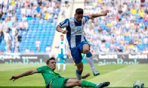 Calleri fires Sao Paulo to win over Santos