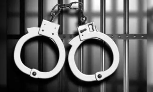 Woman sub inspector held for taking bribe