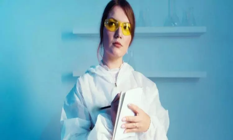 Study finds how gum disease is linked to plaque formation in Alzheimers patients