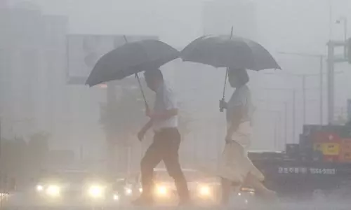 Heavy rain pounds S.Korea, more downpours expected