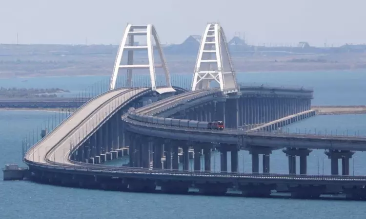 Russian tourists flee Crimea after attack on landmark bridge Russian tourists flee Crimea after attack on landmark bridge