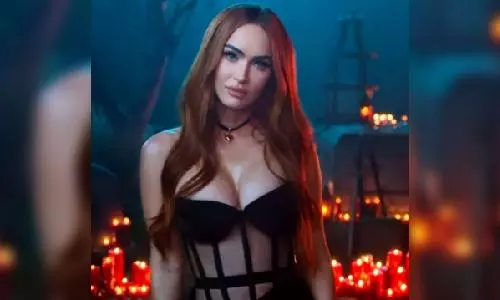 Megan Fox rocks new outfit as she gets spotted with Machine Gun Kelly