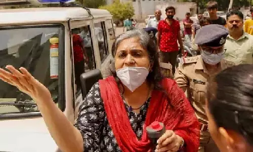 SC grants regular bail to Teesta in post-Godhra riots case