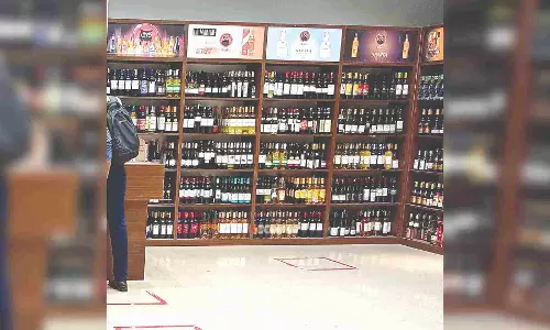Imported liquor becomes costlier in TN, rise ranges from Rs 10 to Rs 320