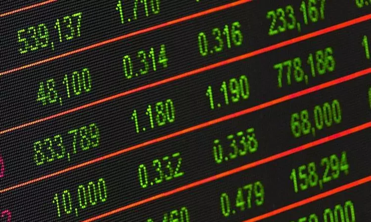 China, Hong Kong stocks extend losses, focus on stimulus China, Hong Kong stocks extend losses, focus on stimulus