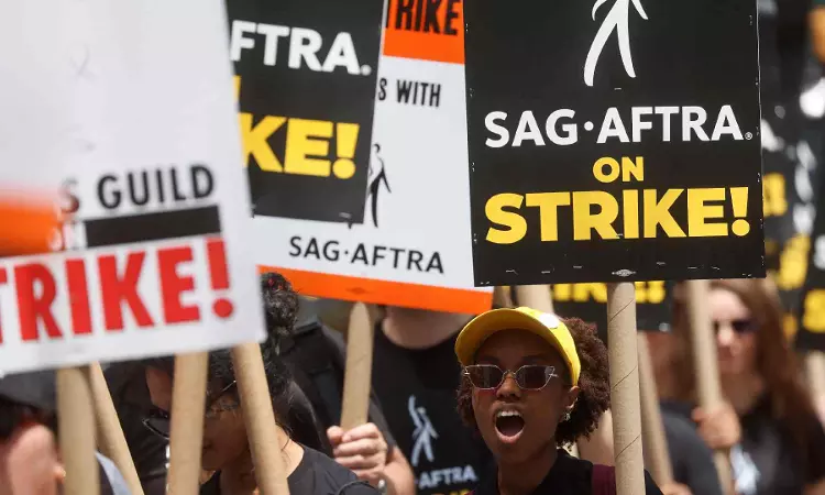 Editorial: LA Confidential, not quite
