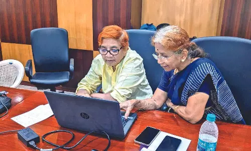 At 71, this city doctor empowers herself with digital literacy
