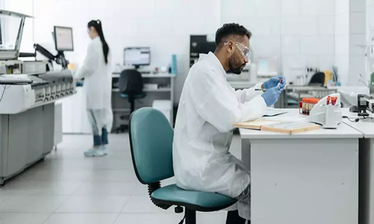 Researchers uncover molecular mechanisms of HIV drug resistance