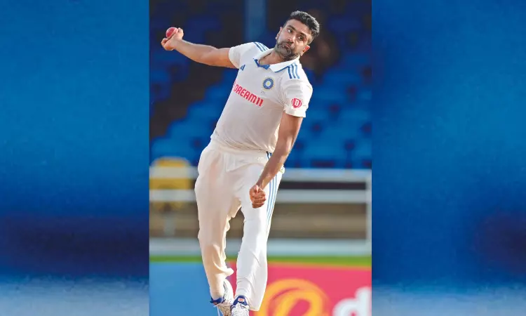 Siraj lauds Ashwin and Ishan for putting India in command