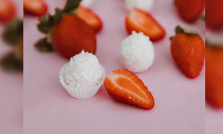 Strawberry consumption may improve cognitive function in older adults