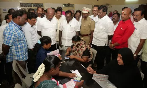 Ma Su inspects registration camps of Kalaignar Magalir Urimai Thittam
