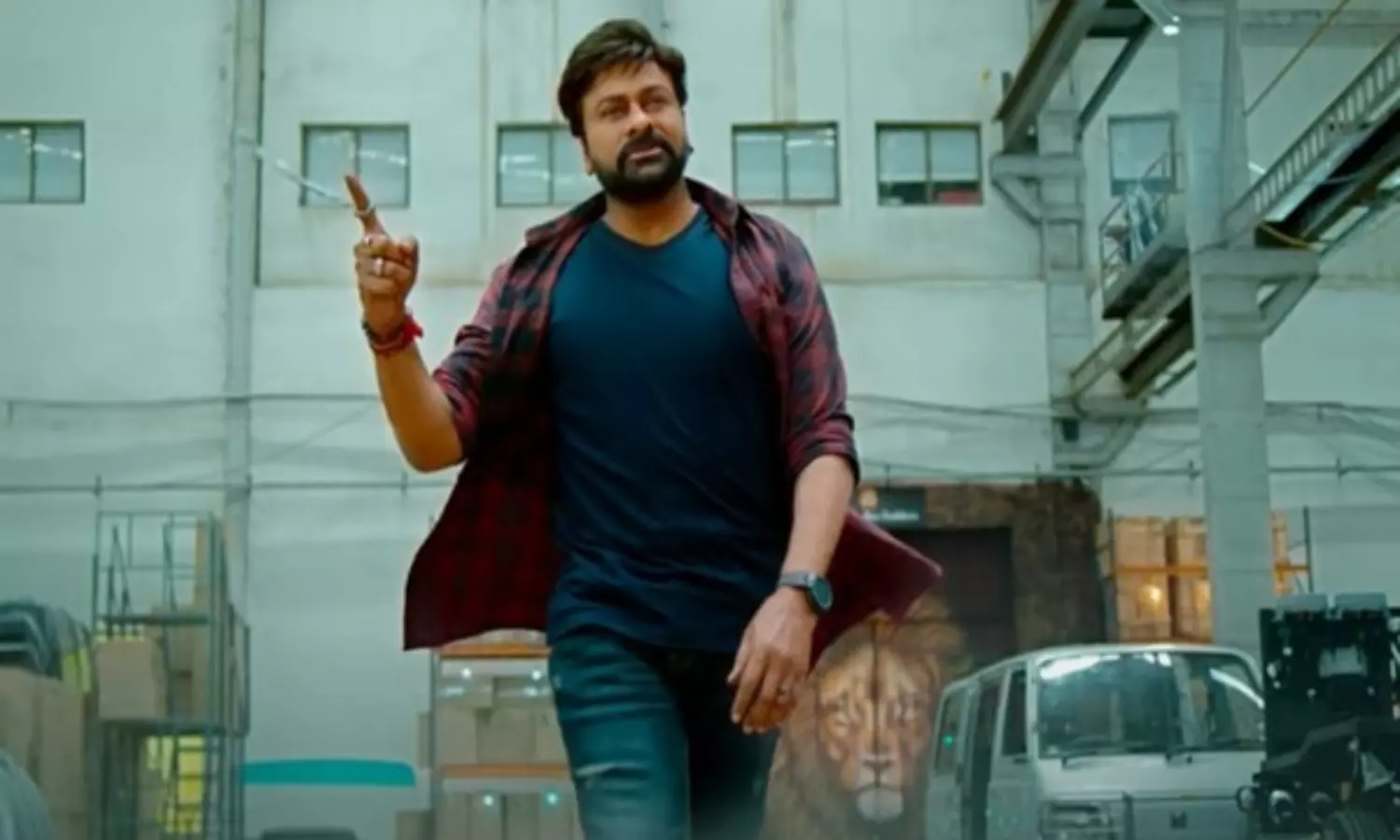 RC shares his father Chiranjeevi’s action-packed trailer of ‘Bholaa Shankar’