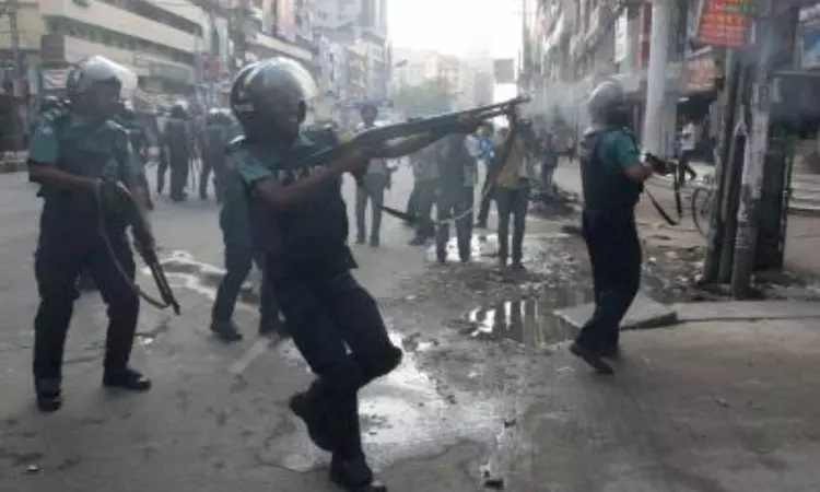 BNP supporters clash with police in Bangladesh, 90 detained BNP supporters clash with police in Bangladesh, 90 detained