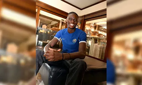Chelsea sign teenage midfielder Lesley Ugochukwu on seven-year contract Chelsea sign teenage midfielder Lesley Ugochukwu on seven-year contract