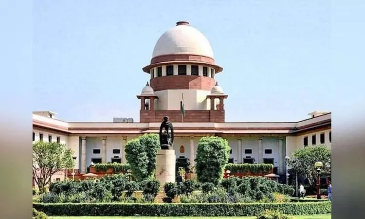 At least 22 official languages, but Hindi national language, says SC At least 22 official languages, but Hindi national language, says SC