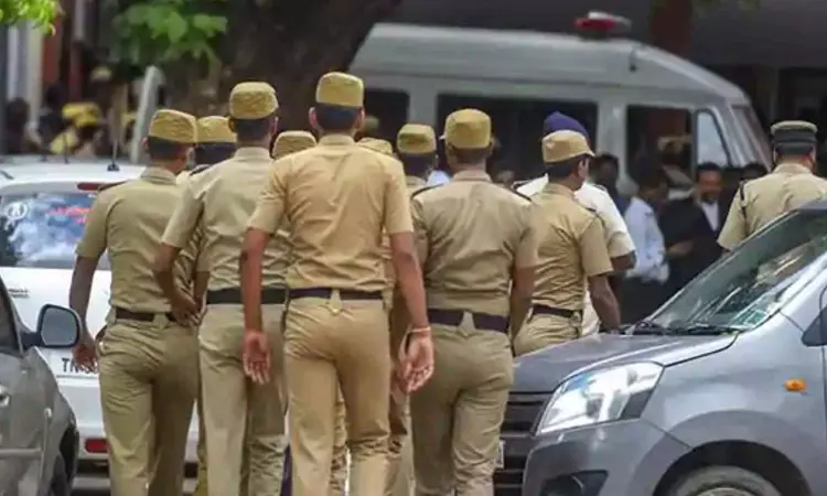Fake SI demands admission for M.Tech, lands in police net Fake SI demands admission for M.Tech, lands in police net