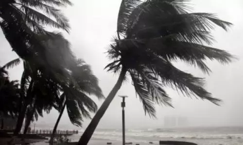 China renews alert for typhoon Khanun