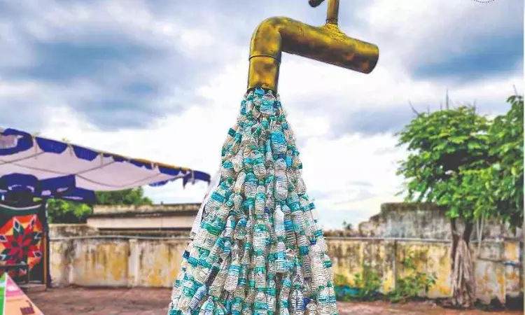 This art ‘king’ sways city to Turn Off The Plastic Tap