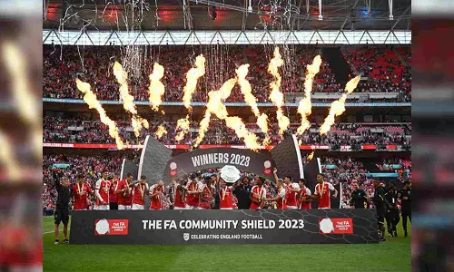 Arsenal lift FA Community Shield, earn bragging rights over Man City