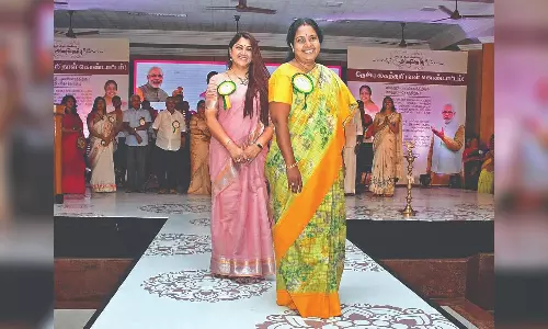 Efforts on to promote handloom fabrics, says NCW’s Khushbu
